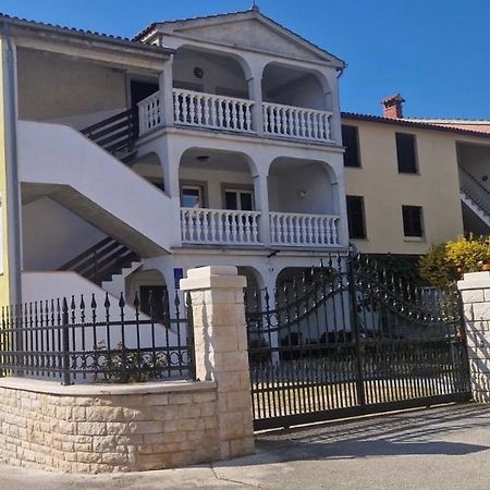 Guest House Casa Mia - Rooms & Apartments Rovinj Exterior photo