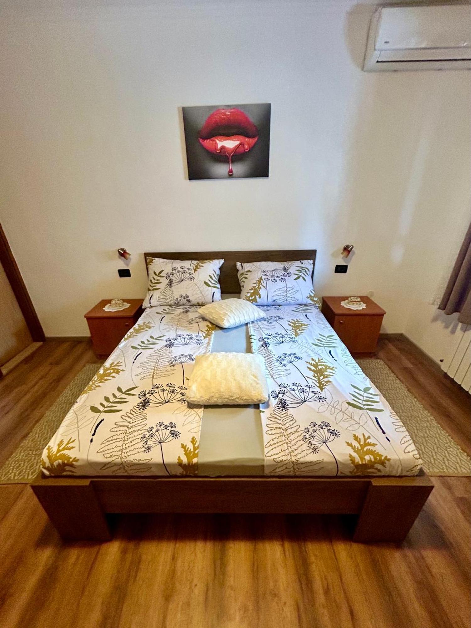 Guest House Casa Mia - Rooms & Apartments Rovinj Exterior photo